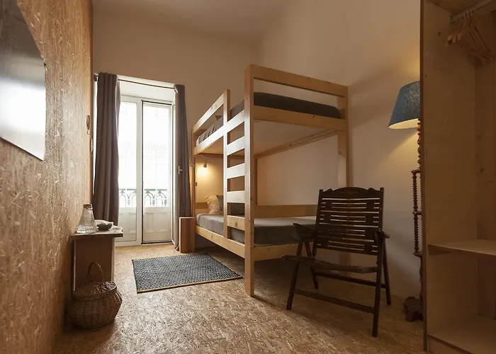 Marina Lounge Hostel